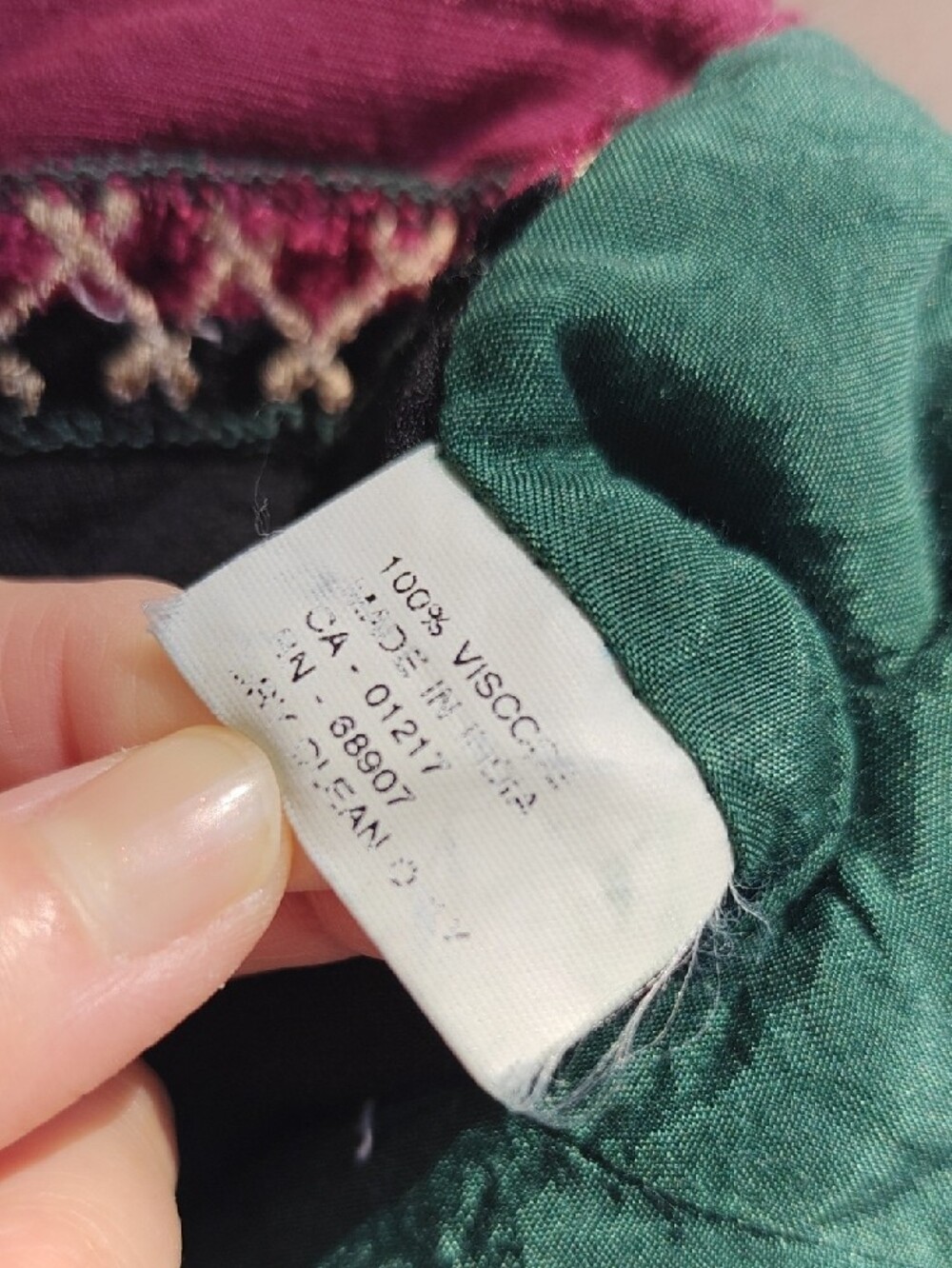 Vintage Le chteau Velvet Patchwork Vest - Multicolor - Picture 3 of 9